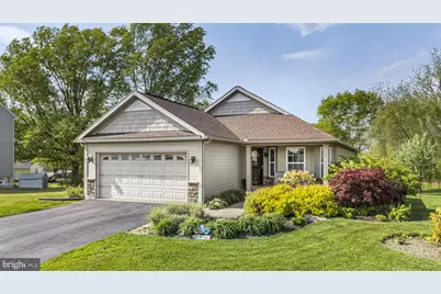 136 Nantucket Drive, Reading, PA 19605 - Photo 1