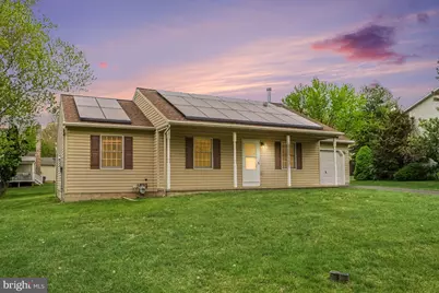 104 Pennsylvania Avenue, Reading, PA 19606 - Photo 1