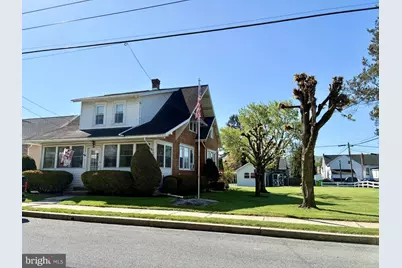 24 E High Street, Topton, PA 19562 - Photo 1