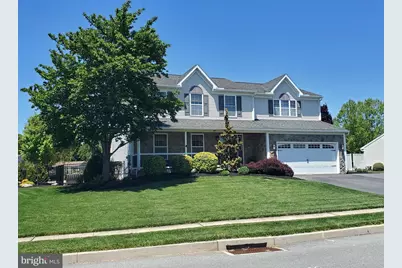 615 W Pine Street, Leesport, PA 19533 - Photo 1