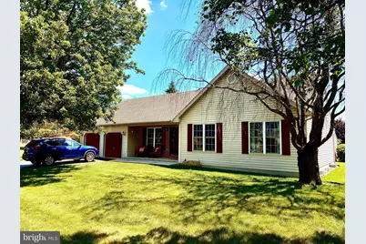 4580 Green Tree Road, Reading, PA 19606 - Photo 1