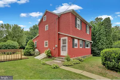 11 W Hunter Street, Lyon Station, PA 19536 - Photo 1