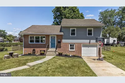 407 W Race Street, Fleetwood, PA 19522 - Photo 1