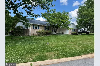 16 Wendy Road, Reading, PA 19601 - Photo 1