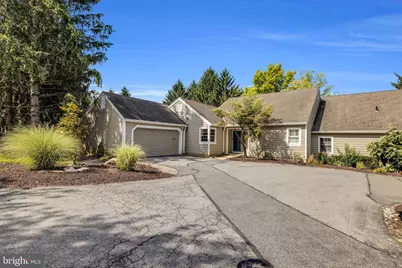 2014 Meadow Glen, Wyomissing, PA 19610 - Photo 1