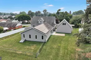 300 Beckley St, Wernersville, PA 19565 - Photo 11
