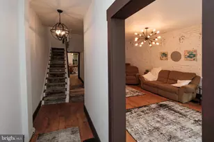 417 Chestnut St, Reading, PA 19602 - Photo 5