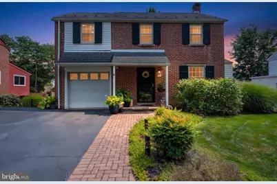 105 E 35th Street, Reading, PA 19606 - Photo 1