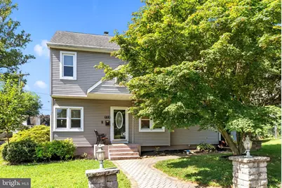 533 Avenue F, Feasterville-Trevose, PA 19053 - Photo 1