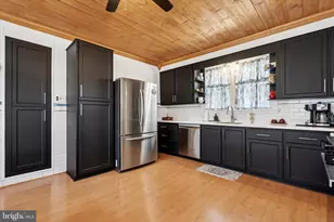 209 Dorrance St, Bristol, PA 19007 - Photo 5