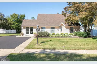 7 Canal Road, Levittown, PA 19057 - Photo 1