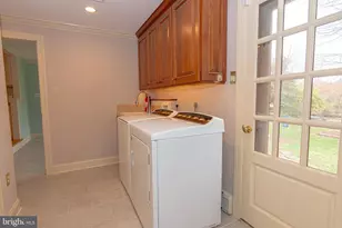 21 Woods End Dr, Doylestown, PA 18902 - Photo 25