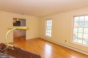 21 Woods End Dr, Doylestown, PA 18902 - Photo 9