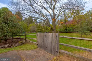 21 Woods End Dr, Doylestown, PA 18902 - Photo 63