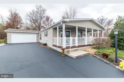 76 Waterford Lane #T 76, Sellersville, PA 18960 - Photo 1