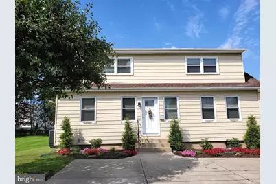 304 Newport Road, Bristol, PA 19007 - Photo 1