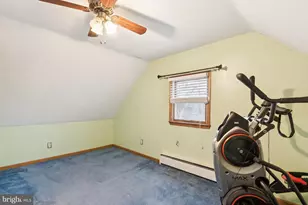 7 Indian Red Rd, Levittown, PA 19057 - Photo 21