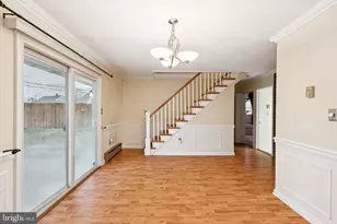7 Indian Red Rd, Levittown, PA 19057 - Photo 15