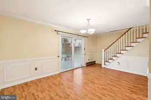 7 Indian Red Rd, Levittown, PA 19057 - Photo 11