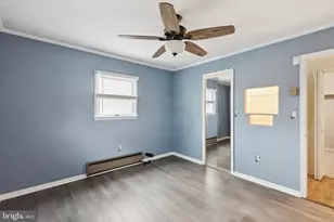 7 Indian Red Rd, Levittown, PA 19057 - Photo 17