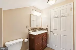 7 Indian Red Rd, Levittown, PA 19057 - Photo 25