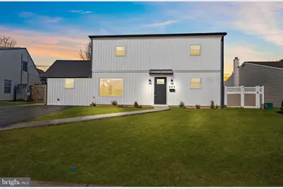 261 Northpark Drive, Levittown, PA 19054 - Photo 1