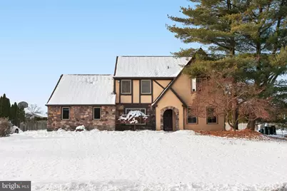 98 Vermeer Drive, Holland, PA 18966 - Photo 1