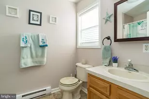 3820 Naples St, Levittown, PA 19056 - Photo 19