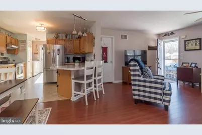 3820 Naples Street, Levittown, PA 19056 - Photo 9