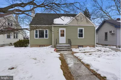 7122 N Radcliffe Street, Bristol, PA 19007 - Photo 1