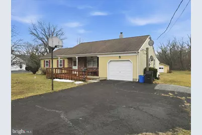 422 Erie Road, Quakertown, PA 18951 - Photo 1