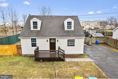 29 3rd Street, Morrisville, PA 19067 - Photo 1
