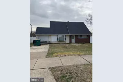 17 Tulip Tree Road, Levittown, PA 19056 - Photo 1