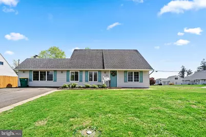 60 Upland Road, Levittown, PA 19056 - Photo 1