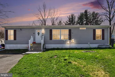4 Gaslight Place, Quakertown, PA 18951 - Photo 1