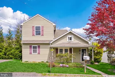 530 Avenue Avenue E, Feasterville-Trevose, PA 19053 - Photo 1