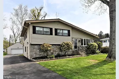 89 Upland Drive, Southampton, PA 18966 - Photo 1