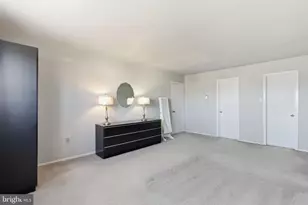 154 Pinewood Dr, Levittown, PA 19054 - Photo 27