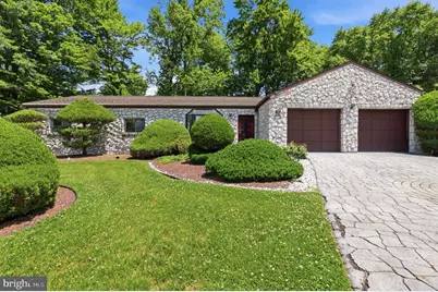 310 Casey Circle, Huntingdon Valley, PA 19006 - Photo 1