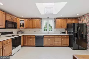 162 Valley Dr, Southampton, PA 18966 - Photo 17