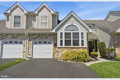142 Grandview Drive, Warminster, PA 18974 - Photo 1