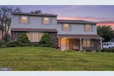 647 Middle Holland Road, Southampton, PA 18966 - Photo 1
