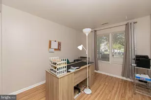 52 Natalie Ct, Levittown, PA 19057 - Photo 23