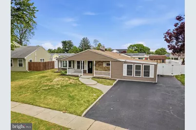 72 Lavender Lane, Levittown, PA 19054 - Photo 1