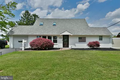 2 Jollybrook Road, Levittown, PA 19056 - Photo 1