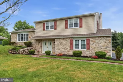 64 Windmill Drive, Holland, PA 18966 - Photo 1