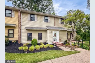 52 Woodbridge Court N, Langhorne, PA 19047 - Photo 1
