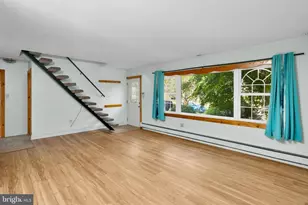23 Cotton Rd, Levittown, PA 19057 - Photo 5