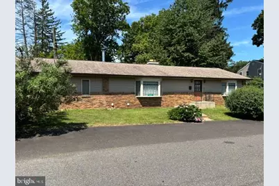 2002 Park Ave Avenue, Feasterville-Trevose, PA 19053 - Photo 1