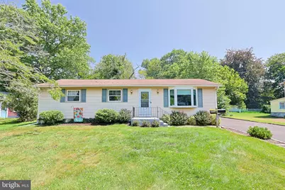 140 Longshore Avenue, Yardley, PA 19067 - Photo 1